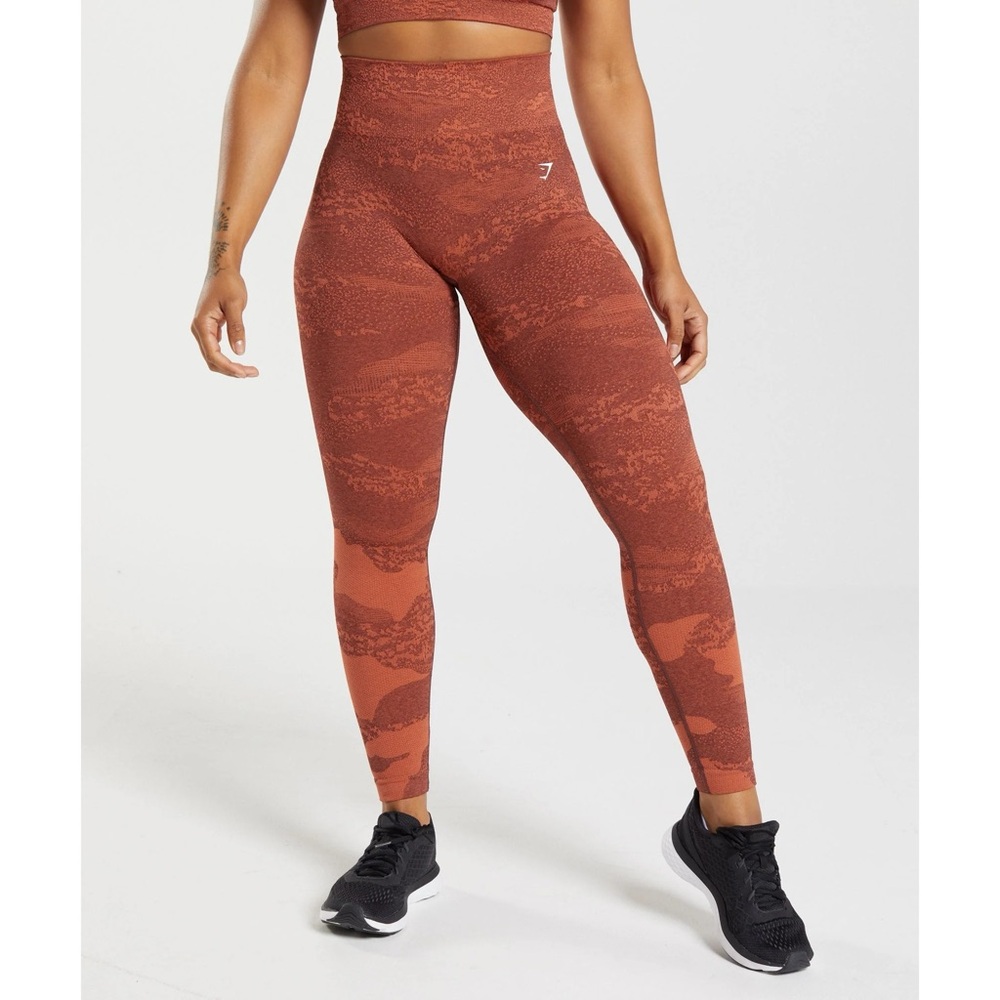 NWOT - Gymshark adapt camo red
